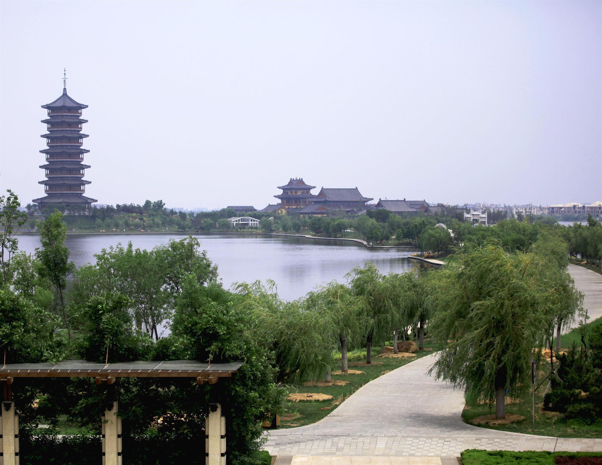 Sheraton Qingdao Jiaozhou Hotel Bagian luar foto